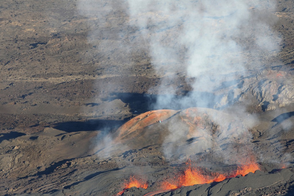 Vulkan La Fournaise La Reunion aktiv Eruption volcan août 2015
